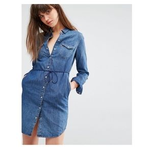 *NEW* Levi’s - Denim Botton Up Shirt Dress US M